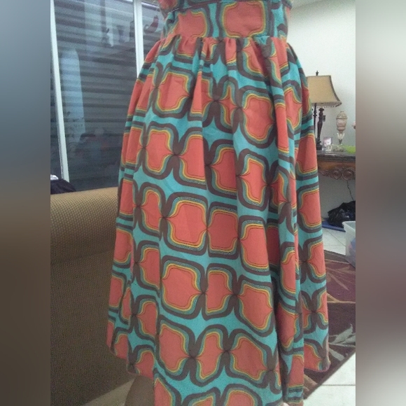 BNWOT UNIQUE BOUTIQUE DRESS BEAUTIFUL BLUE, ORANGE & BROWN GEOMETRIC A-LINE - Picture 6 of 8